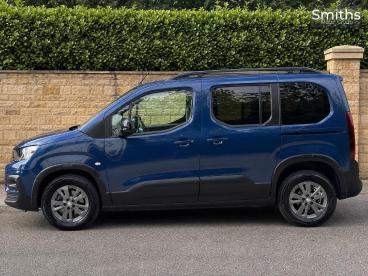 SPOTICAR Peugeot Rifter 1.2 Puretech Allure Premium Standard Mpv Eat Euro Used Car - Mpv Petrol Blue - Ilkeston - 1200609785_4