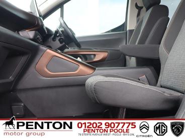 SPOTICAR Peugeot Rifter 1.2 Puretech Gt Long Mpv Eat Euro 6 (s/s) 5dr Used Car - Mpv Petrol Grey - Poole - 1200612248_4