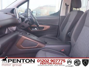 SPOTICAR Peugeot Rifter 1.2 Puretech Gt Long Mpv Eat Euro 6 (s/s) 5dr Used Car - Mpv Petrol Black - Poole - 1200621794_2
