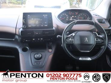 SPOTICAR Peugeot Rifter 1.2 Puretech Gt Long Mpv Eat Euro 6 (s/s) 5dr Used Car - Mpv Petrol Black - Poole - 1200621794_4