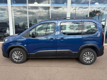 SPOTICAR Peugeot Rifter 1.5 Bluehdi Allure Standard Mpv Euro 6 (s/s) 5dr Used Car - Mpv Diesel Blue - Boston - 1200629177_2