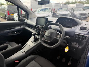 SPOTICAR Peugeot Rifter 1.5 Bluehdi Allure Standard Mpv Euro 6 (s/s) 5dr Used Car - Mpv Diesel Blue - Boston - 1200629177_3