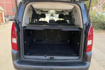 SPOTICAR Peugeot Rifter 1.5 Bluehdi Gt Line Standard Mpv Eat Euro 6 (s/s) Used Car - Mpv Diesel Black - Newark On Trent - 1200641332_5