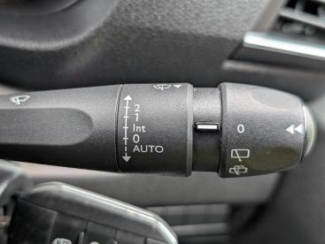 SPOTICAR Peugeot Traveller 1.5 Bluehdi Business Standard Mpv Mwb Euro 6 (s/s) Used Car - Mpv Diesel Grey - County Antrim - 1200515912_5