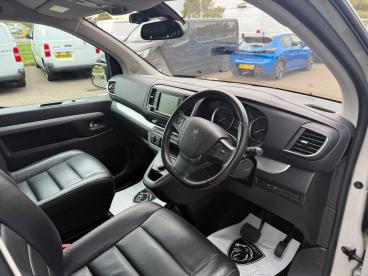 SPOTICAR Peugeot Traveller 2.0 Bluehdi Allure Standard Mpv Eat8 Mwb Euro 6 (s Used Car - Commercial Vehicle Diesel Beige - Boston - 1200544417_3