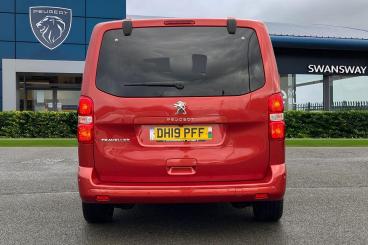 SPOTICAR Peugeot Traveller 2.0 Bluehdi Allure Standard Mpv Mwb Euro 6 (s/s) 5 Used Car - Commercial Vehicle Diesel Red - Chester - 1200568975_4
