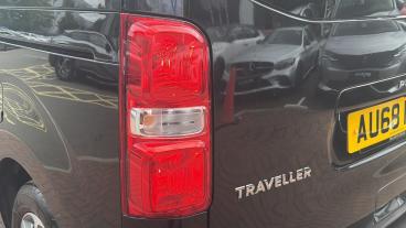 SPOTICAR Peugeot Traveller 2.0 Bluehdi Business Vip Standard Mpv Eat8 Mwb Eur Used Car - Commercial Vehicle Diesel Black - Leicester - 1200606087_5