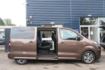 SPOTICAR Peugeot Traveller 2.0 Bluehdi Allure Standard Mpv Eat8 Mwb Euro 6 (s Used Car - Mpv Diesel  - Lichfield - 1200618704_2