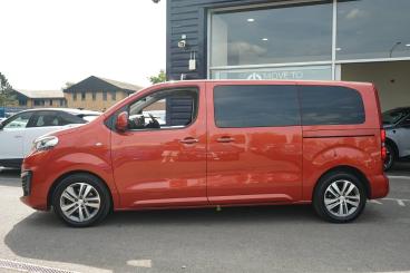 SPOTICAR Peugeot Traveller 2.0 Bluehdi Allure Standard Mpv Eat8 Mwb Euro 6 (s Used Car - Mpv Diesel Red - Leamington - 1200623490_5