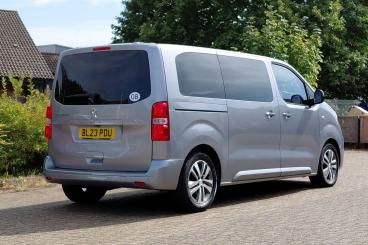 SPOTICAR Peugeot Traveller 2.0 Bluehdi Business Vip Standard Mpv Eat8 Mwb Eur Used Car - Commercial Vehicle Diesel Grey - Fareham - 1200633778_3