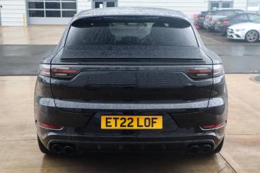 SPOTICAR Porsche Cayenne 3.0 V6 E-hybrid 17.9kwh Platinum Edition Tiptronic Used Car - Suv Plug-in Hybrid Black - Bromsgrove - 1200576321_4