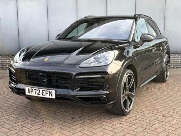 SPOTICAR Porsche Cayenne 2.9t V6 S Platinum Edition Tiptronics 4wd Euro 6 ( Used Car - Suv Petrol Black - Norwich - 1200638998_3