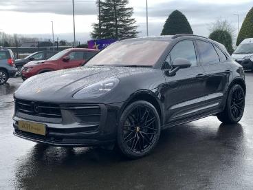 SPOTICAR Porsche Macan 2.0t T Pdk 4wd Euro 6 (s/s) 5dr Used Car - Suv Petrol Black - Eglinton - 1200489191_3