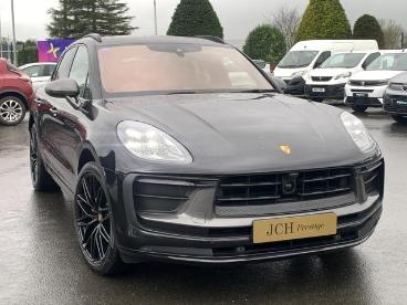 SPOTICAR Porsche Macan 2.0t T Pdk 4wd Euro 6 (s/s) 5dr Used Car - Suv Petrol Black - Eglinton - 1200489191_5