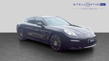 SPOTICAR Porsche Panamera 3.0 V6 E-hybrid S Tiptronics Euro 6 (s/s) 5dr Used Car - Saloon Plug-in Hybrid Black - Bristol - 1200603825_1