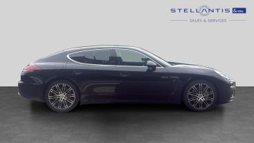 SPOTICAR Porsche Panamera 3.0 V6 E-hybrid S Tiptronics Euro 6 (s/s) 5dr Used Car - Saloon Plug-in Hybrid Black - Bristol - 1200603825_2