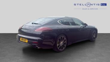 SPOTICAR Porsche Panamera 3.0 V6 E-hybrid S Tiptronics Euro 6 (s/s) 5dr Used Car - Saloon Plug-in Hybrid Black - Bristol - 1200603825_3