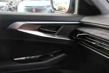 SPOTICAR Renault Austral 1.2 E-tech Techno Esprit Alpine Auto Euro 6 (s/s) Used Car - Suv Hybrid Red - Bulkington - 1200593007_4