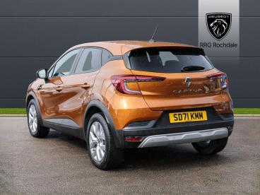 SPOTICAR Renault Captur 1.0 Tce Iconic Euro 6 (s/s) 5dr Used Car - Suv Petrol Orange - Rochdale - 1200541622_4
