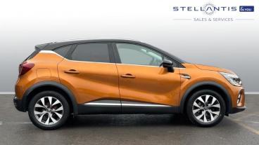 SPOTICAR Renault Captur 1.3 Tce S Edition Euro 6 (s/s) 5dr Used Car - Suv Petrol Blue - Salford - 1200553756_2