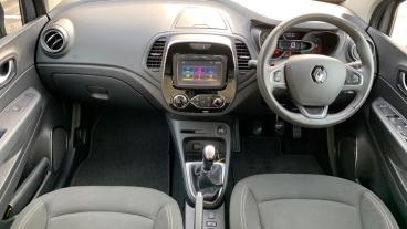 SPOTICAR Renault Captur 0.9 Tce Energy Iconic Euro 6 (s/s) 5dr Used Car - Suv Petrol Blue - Walton On Thames - 1200554293_4