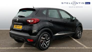 SPOTICAR Renault Captur 0.9 Tce Energy Dynamique Nav Euro 6 (s/s) 5dr Used Car - Suv Petrol Black - Newport - 1200556233_3