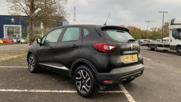 SPOTICAR Renault Captur 0.9 Tce Energy Dynamique Nav Euro 6 (s/s) 5dr Used Car - Suv Petrol Black - Newport - 1200556233_5