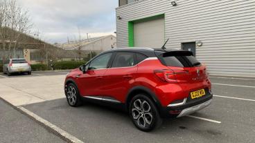 SPOTICAR Renault Captur 1.6 E-tech Se Edition Auto Euro 6 (s/s) 5dr Used Car - Suv Hybrid Red - Maidstone - 1200558646_5
