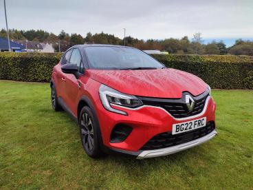 SPOTICAR Renault Captur 1.0 Tce Limited Euro 6 (s/s) 5dr Used Car - Suv Petrol Red - Invergordon - 1200568858_2