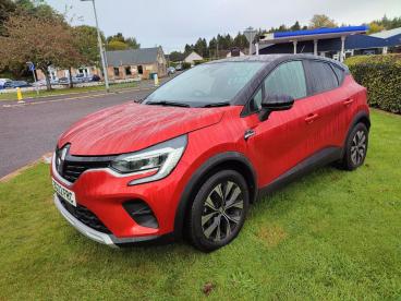 SPOTICAR Renault Captur 1.0 Tce Limited Euro 6 (s/s) 5dr Used Car - Suv Petrol Red - Invergordon - 1200568858_4