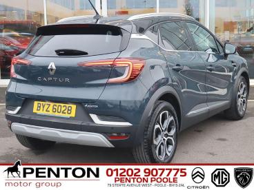 SPOTICAR Renault Captur 1.3 Tce Se Edition Euro 6 (s/s) 5dr Used Car - Suv Petrol Blue - Poole - 1200574092_5