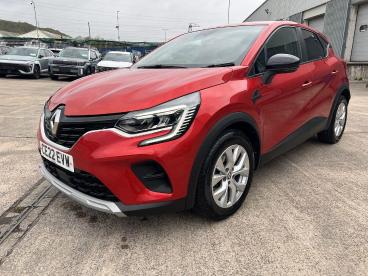 SPOTICAR Renault Captur 1.0 Tce Iconic Euro 6 (s/s) 5dr Used Car - Suv Petrol Red - Pontypridd - 1200595903_3