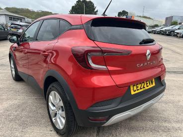 SPOTICAR Renault Captur 1.0 Tce Iconic Euro 6 (s/s) 5dr Used Car - Suv Petrol Red - Pontypridd - 1200595903_5