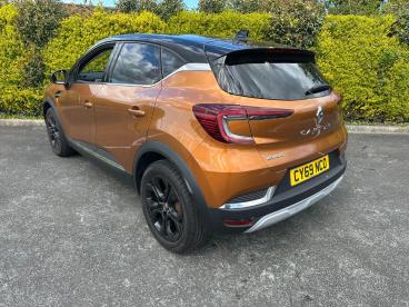 SPOTICAR Renault Captur 1.0 Tce S Edition Euro 6 (s/s) 5dr Used Car - Suv Petrol Orange - Llangefni - 1200596601_2