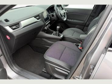SPOTICAR Renault Captur 1.0 Tce Techno Euro 6 (s/s) 5dr Used Car - Suv Petrol Grey - Eastbourne - 1200597253_2