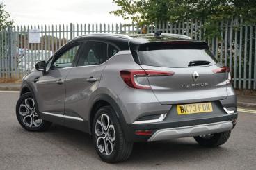 SPOTICAR Renault Captur 1.0 Tce Techno Euro 6 (s/s) 5dr Used Car - Suv Petrol Grey - Bromsgrove - 1200623361_2