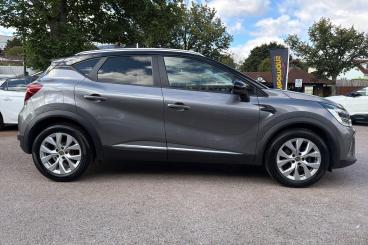 SPOTICAR Renault Captur 1.5 Blue Dci Iconic Euro 6 (s/s) 5dr Used Car - Suv Diesel Grey - Torquay - 1200623630_2