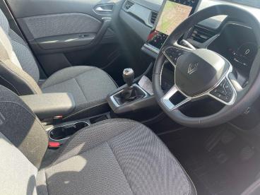 SPOTICAR Renault Captur 1.2 Tce Techno Euro 6 (s/s) 5dr Used Car - Suv Petrol Red - Bridgend - 1200630264_3