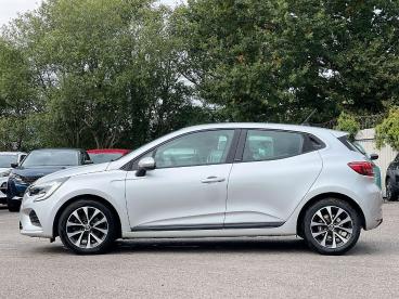SPOTICAR Renault Clio 1.6 E-tech Iconic Auto Euro 6 (s/s) 5dr Used Car - City Car Hybrid Silver - Pontypridd - 1200548009_4