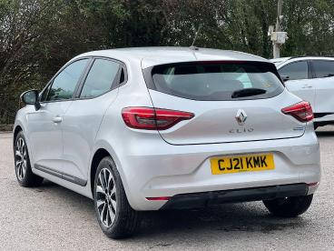 SPOTICAR Renault Clio 1.6 E-tech Iconic Auto Euro 6 (s/s) 5dr Used Car - City Car Hybrid Silver - Pontypridd - 1200548009_5