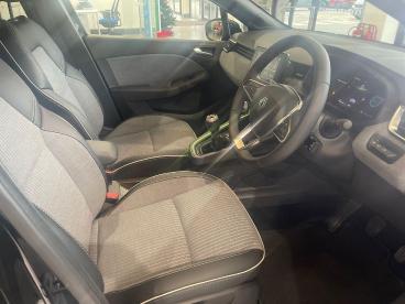 SPOTICAR Renault Clio 1.0 Tce 90 Techno 5dr Used Car - City Car Petrol Black - Bridgend - 1200561676_3