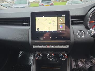 SPOTICAR Renault Clio 1.0 Tce Iconic Euro 6 (s/s) 5dr Used Car - City Car Petrol Blue - Workington - 1200568473_4