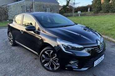 SPOTICAR Renault Clio 1.6 E-tech S Edition Auto Euro 6 (s/s) 5dr Used Car - City Car Hybrid Black - Bridgend - 1200575838_1
