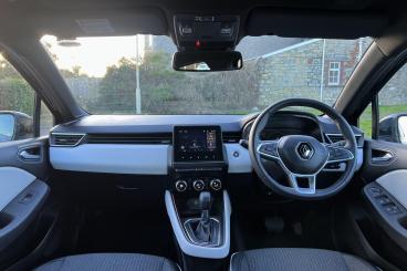 SPOTICAR Renault Clio 1.6 E-tech S Edition Auto Euro 6 (s/s) 5dr Used Car - City Car Hybrid Black - Bridgend - 1200575838_3