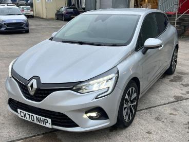 SPOTICAR Renault Clio 1.0 Tce Iconic Euro 6 (s/s) 5dr Used Car - City Car Petrol Silver - Pontypridd - 1200580812_3