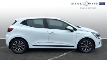 SPOTICAR Renault Clio 1.6 E-tech Iconic Auto Euro 6 (s/s) 5dr Used Car - City Car Hybrid Blue - Newport - 1200582633_2