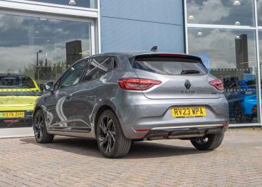 SPOTICAR Renault Clio 1.6 E-tech E-tech Engineered Auto Euro 6 (s/s) 5dr Used Car - City Car Hybrid Grey - Aldershot - 1200589576_4