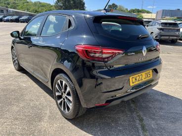 SPOTICAR Renault Clio 1.0 Tce Iconic Edition Euro 6 (s/s) 5dr Used Car - City Car Petrol Black - Pontypridd - 1200605478_5