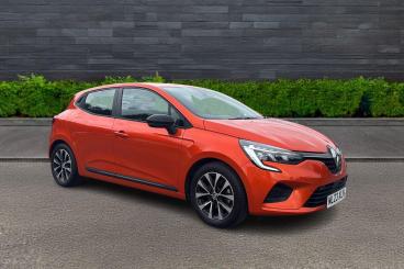 SPOTICAR Renault Clio 1.6 E-tech Evolution Auto Euro 6 (s/s) 5dr Used Car - City Car Hybrid Orange - Telford - 1200610195_1