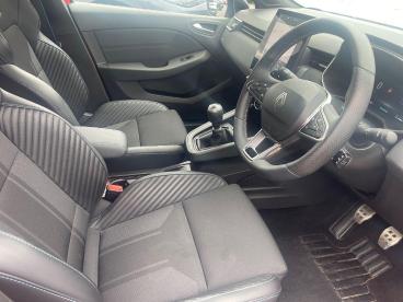 SPOTICAR Renault Clio 1.0 Tce Esprit Alpine Euro 6 (s/s) 5dr Used Car - City Car Petrol Red - Bridgend - 1200619570_3